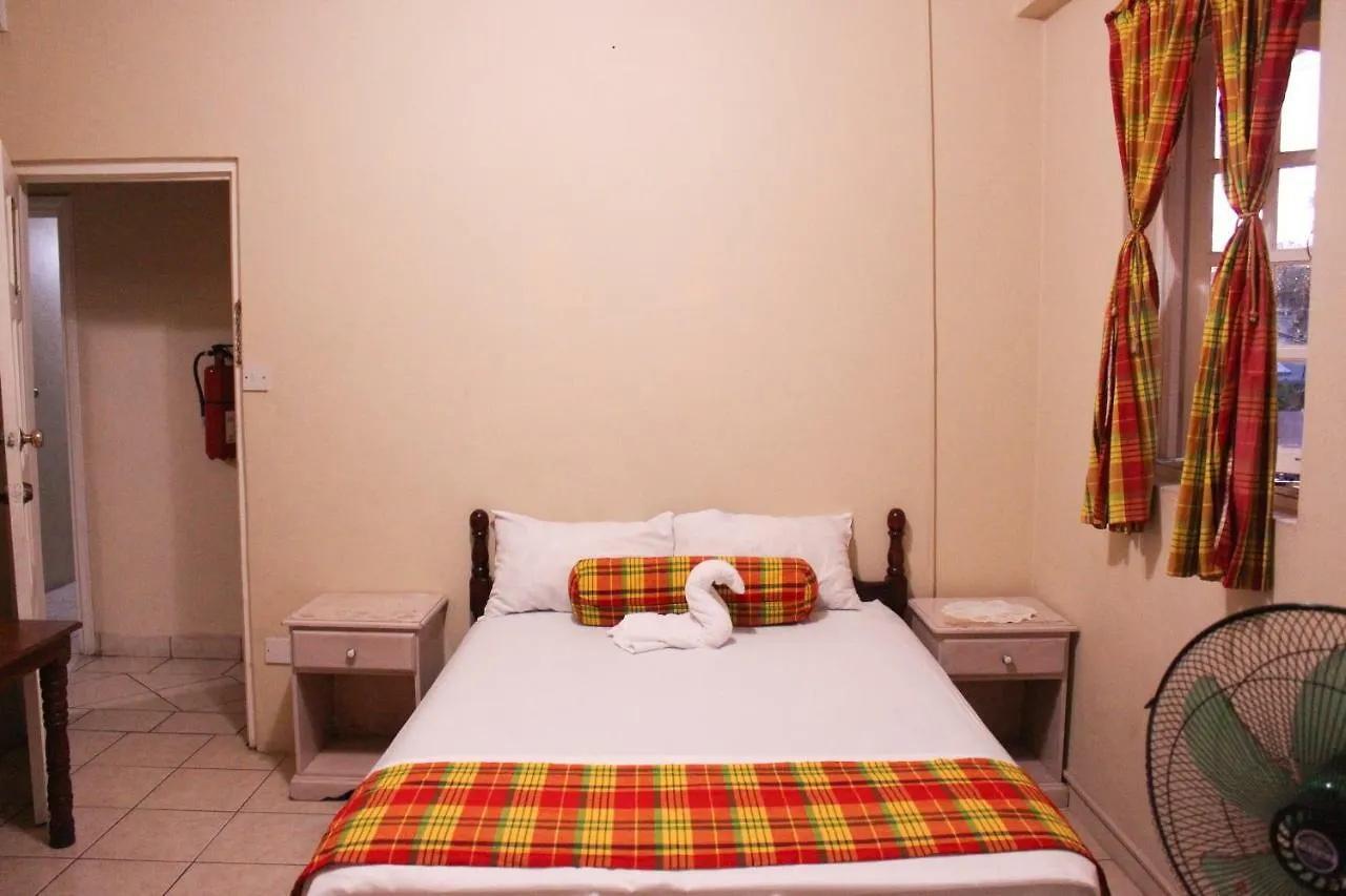 Castro'S Guest Apartments Gros Islet