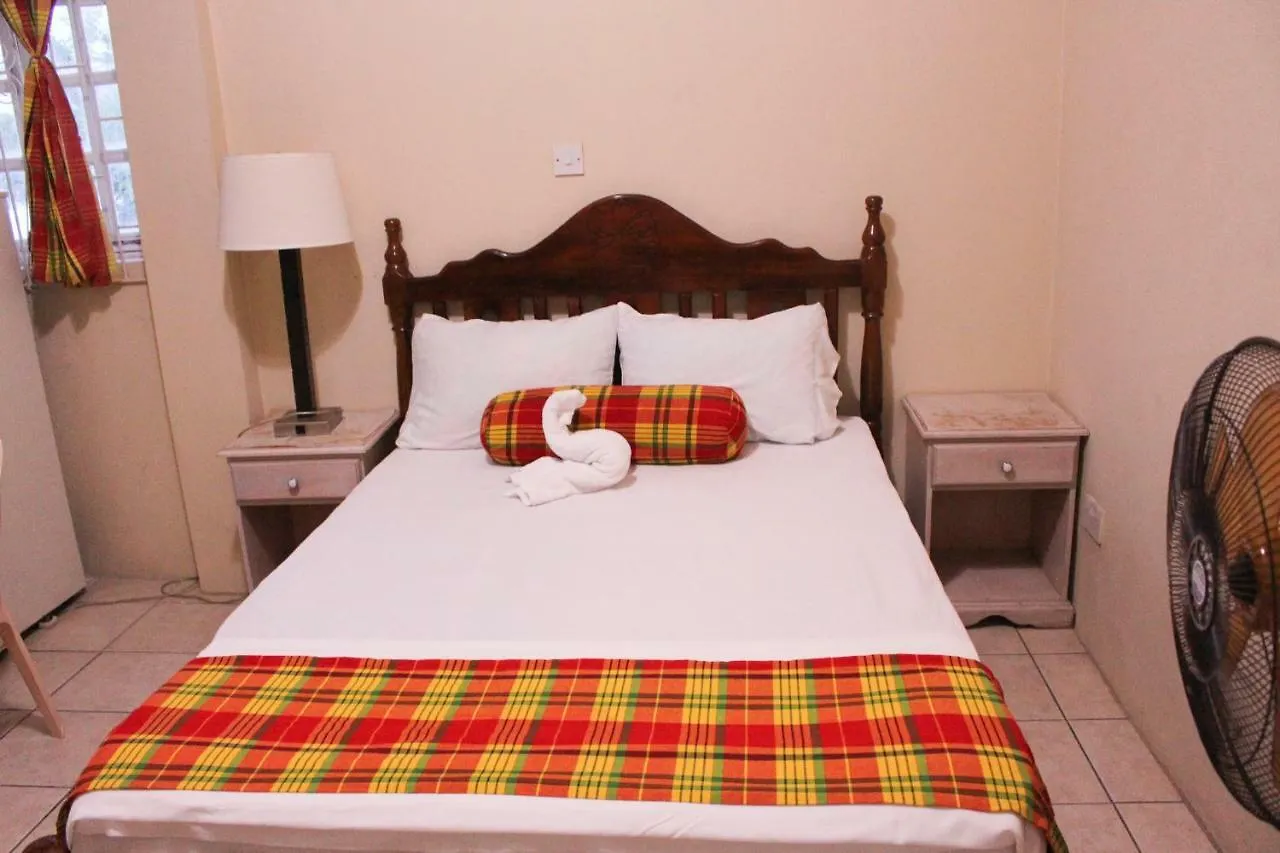 Castro'S Guest Apartments Gros Islet Saint Lucia